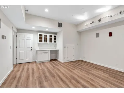 241 SW 105th Terrace Portland OR 97225