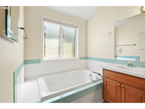 16648 SW Jordan Way Portland OR 97224