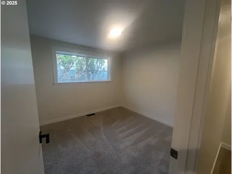 8009 SW Mapleleaf Street Portland OR 97223