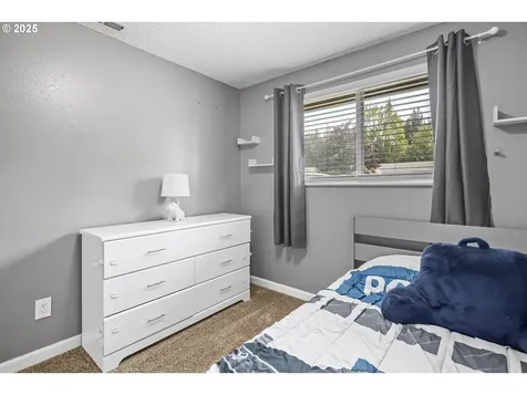5017 SE 31st Street Gresham OR 97080