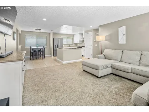 5017 SE 31st Street Gresham OR 97080