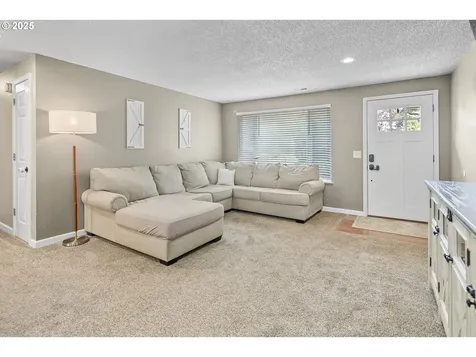 5017 SE 31st Street Gresham OR 97080