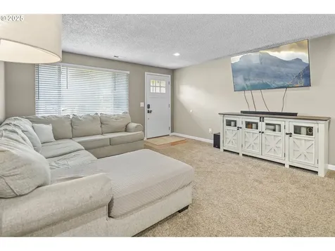5017 SE 31st Street Gresham OR 97080