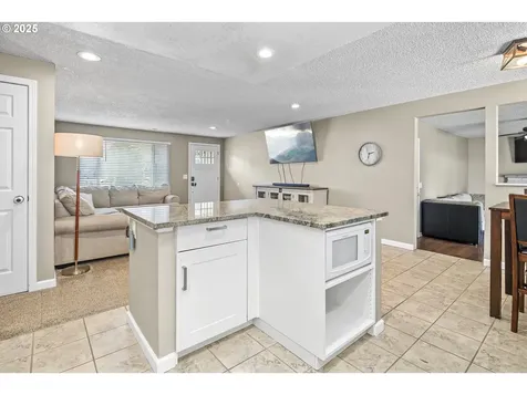 5017 SE 31st Street Gresham OR 97080