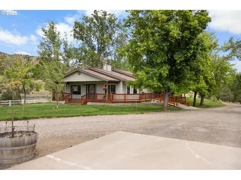 33817 Gage Road Mitchell OR 97750