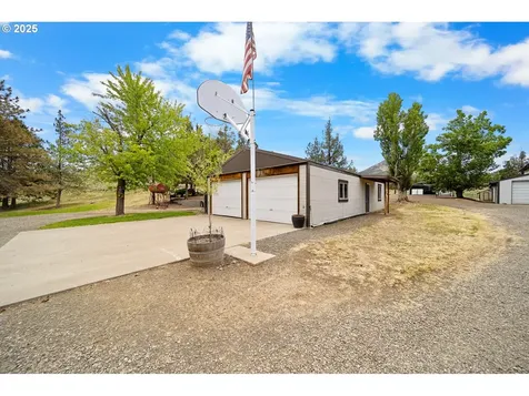 33817 Gage Road Mitchell OR 97750