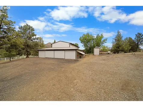33817 Gage Road Mitchell OR 97750