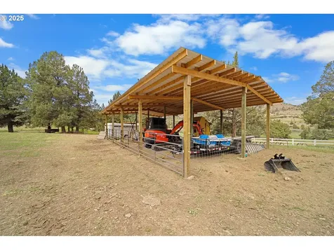 33817 Gage Road Mitchell OR 97750