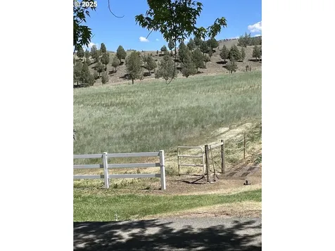 33817 Gage Road Mitchell OR 97750