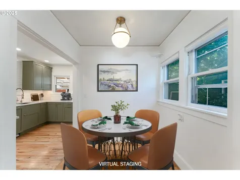 2209 F Street Vancouver WA 98663
