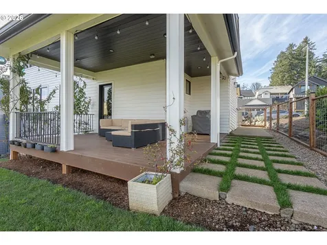 3302 Felton Street S Salem OR 97302