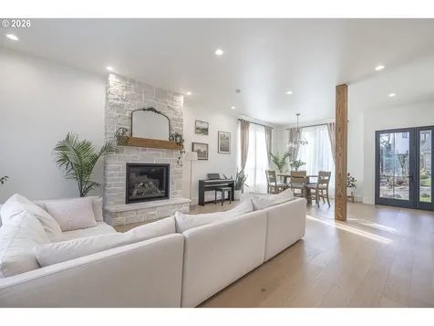 3302 Felton Street S Salem OR 97302