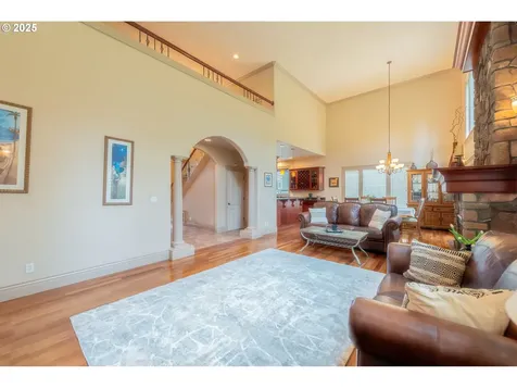 1637 Ptarmigan Street NW Salem OR 97304
