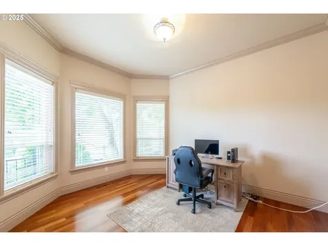 1637 Ptarmigan Street NW Salem OR 97304