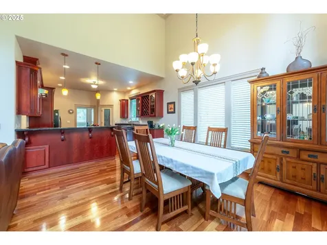 1637 Ptarmigan Street NW Salem OR 97304