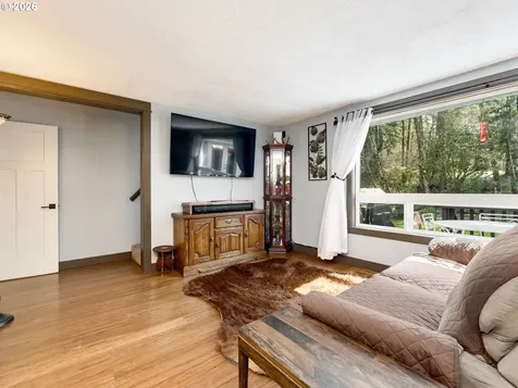 66221 Anliker Road Deer Island OR 97054