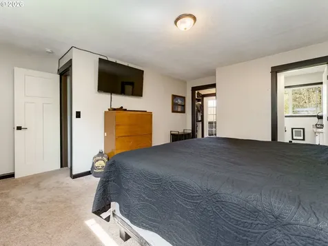 66221 Anliker Road Deer Island OR 97054