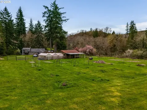 66221 Anliker Road Deer Island OR 97054