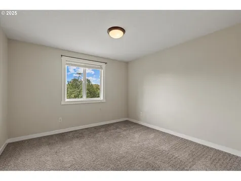 9700 NE 59th Avenue Vancouver WA 98665