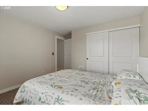 9700 NE 59th Avenue Vancouver WA 98665