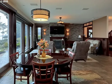 14676 Sandpiper Place Brookings OR 97415
