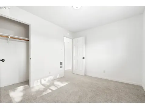 7312 NW 1st Avenue Vancouver WA 98665