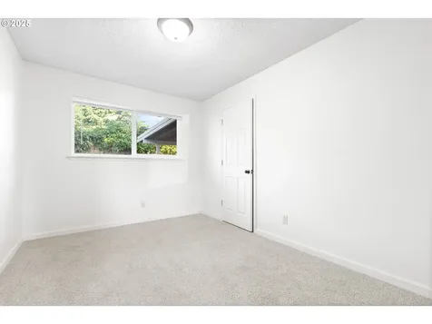 7312 NW 1st Avenue Vancouver WA 98665