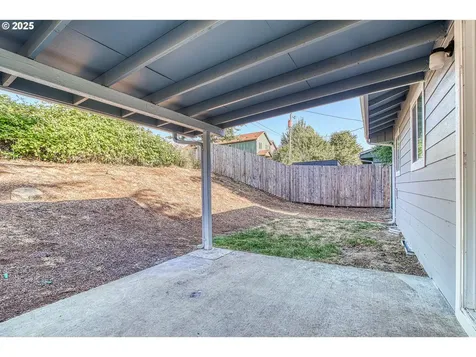 7312 NW 1st Avenue Vancouver WA 98665