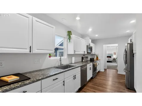 3502 3rd Street Tillamook OR 97141