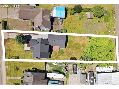 3502 3rd Street Tillamook OR 97141