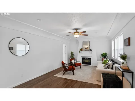 3502 3rd Street Tillamook OR 97141