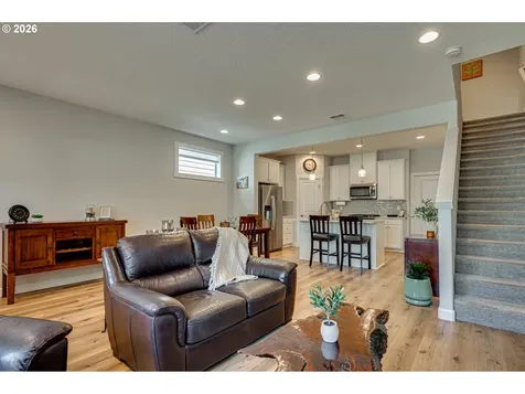 13731 NW 7th Place Vancouver WA 98685