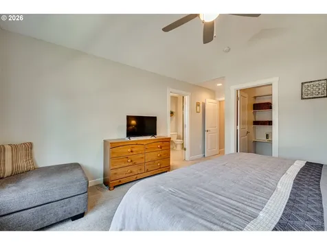 13731 NW 7th Place Vancouver WA 98685