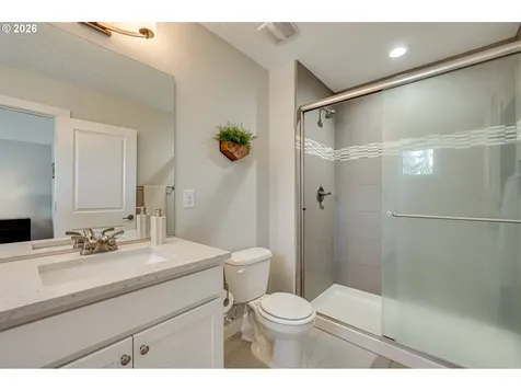 13731 NW 7th Place Vancouver WA 98685