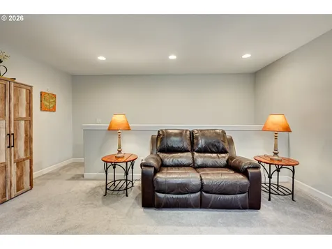 13731 NW 7th Place Vancouver WA 98685