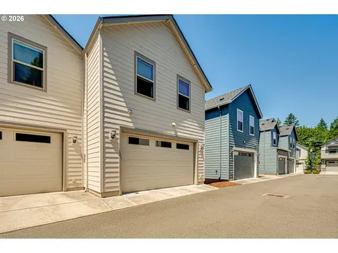 13731 NW 7th Place Vancouver WA 98685