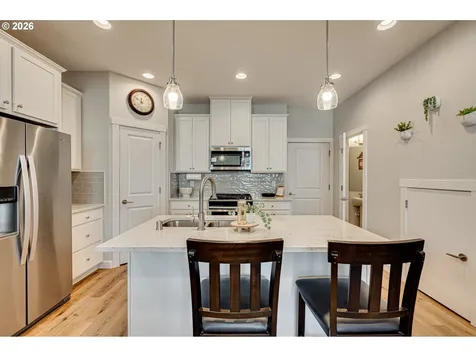 13731 NW 7th Place Vancouver WA 98685