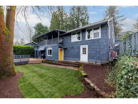 3827 SW Dolph Court Portland OR 97219