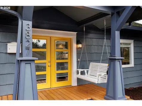 3827 SW Dolph Court Portland OR 97219