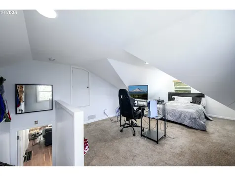 11054 SW 61st Avenue Portland OR 97219
