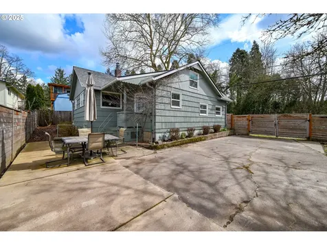 11054 SW 61st Avenue Portland OR 97219