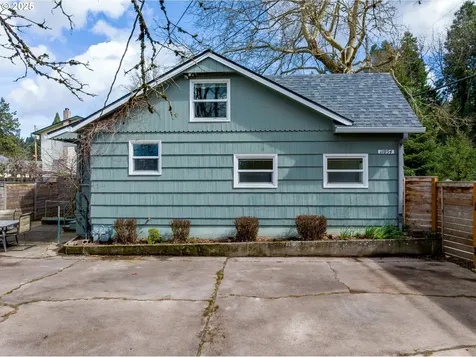 11054 SW 61st Avenue Portland OR 97219