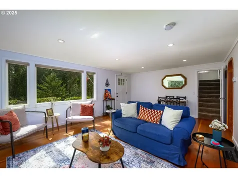 11054 SW 61st Avenue Portland OR 97219