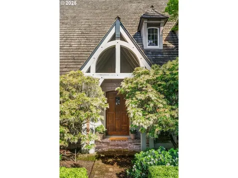 850 NW Powhatan Terrace Portland OR 97210