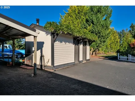 2995 Molalla Road Woodburn OR 97071