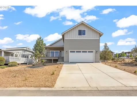 420 SE Manzanita Drive Madras OR 97741