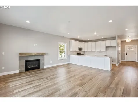 420 SE Manzanita Drive Madras OR 97741