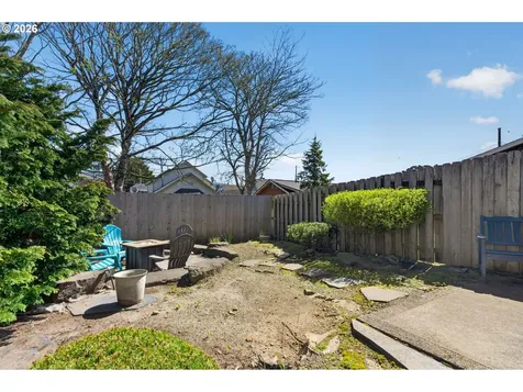 1061 S Columbia Street Seaside OR 97138