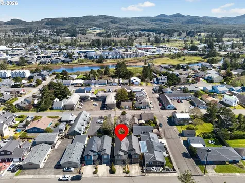 1061 S Columbia Street Seaside OR 97138