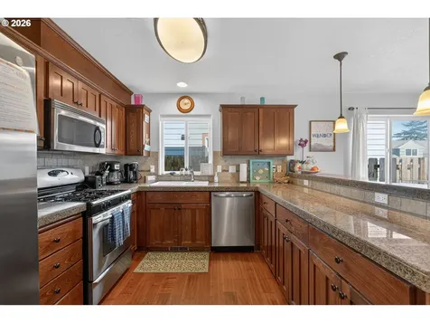 1061 S Columbia Street Seaside OR 97138